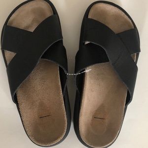YES sandal with black cross strap sz 6/ euro 36